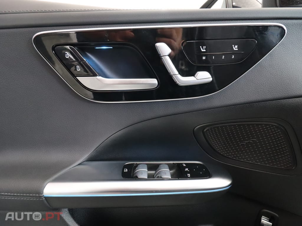 Mercedes-Benz C 300 e T 9G-TRONIC AMG Line