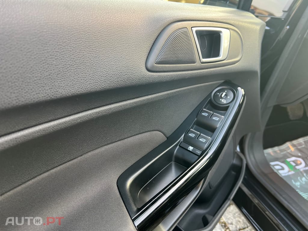 Ford Fiesta 1.0 EcoBoost Titanium Aut.