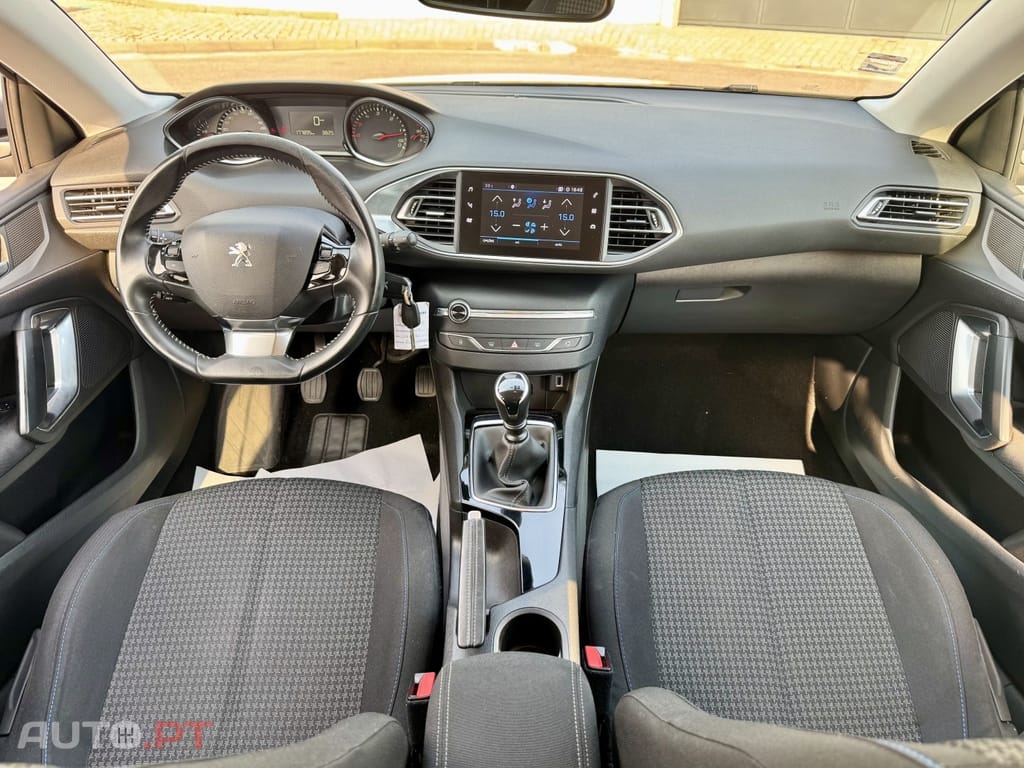 Peugeot 308 1.5 BlueHDi Style