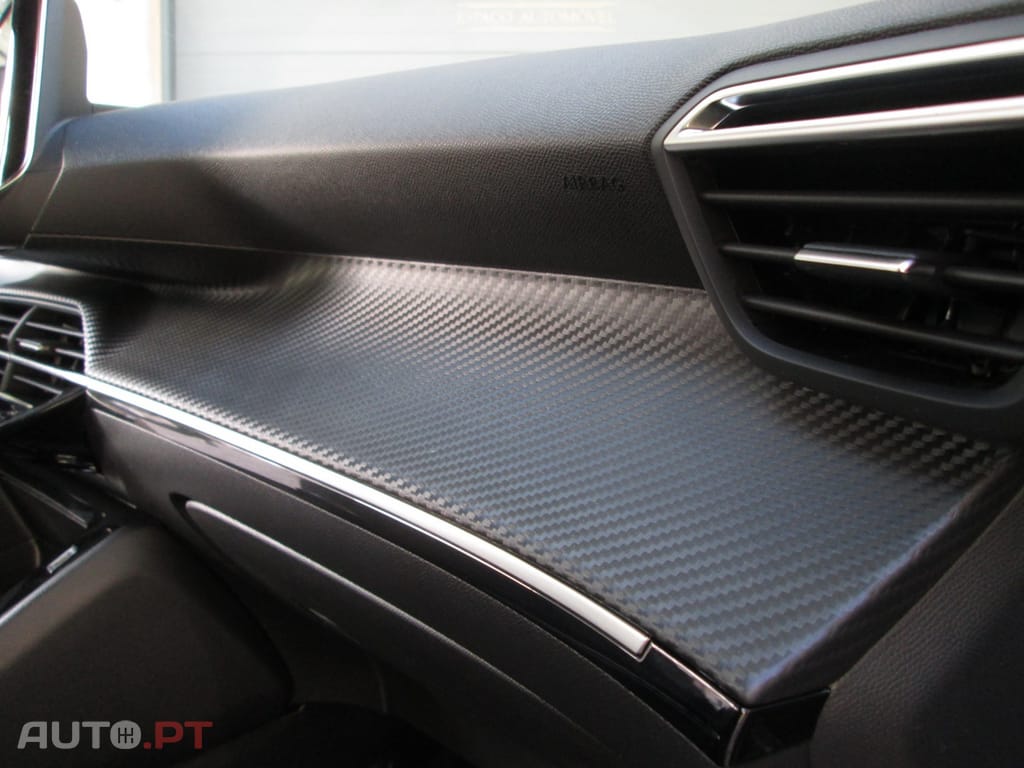 Peugeot 2008 1.2 PureTech Active