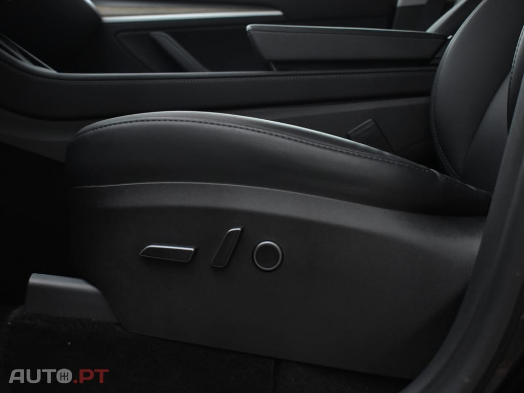 Tesla Model Y Performance Tração Integral