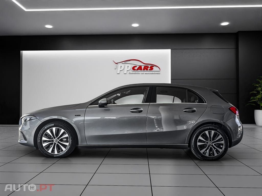 Mercedes-Benz A 250 A250e Hybrid