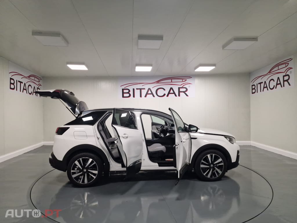 Peugeot 3008 1.5 BlueHDi Allure