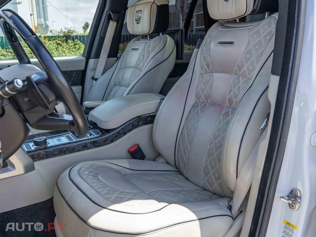 Land Rover Range Rover 3.0 i6 LWB Autobiography