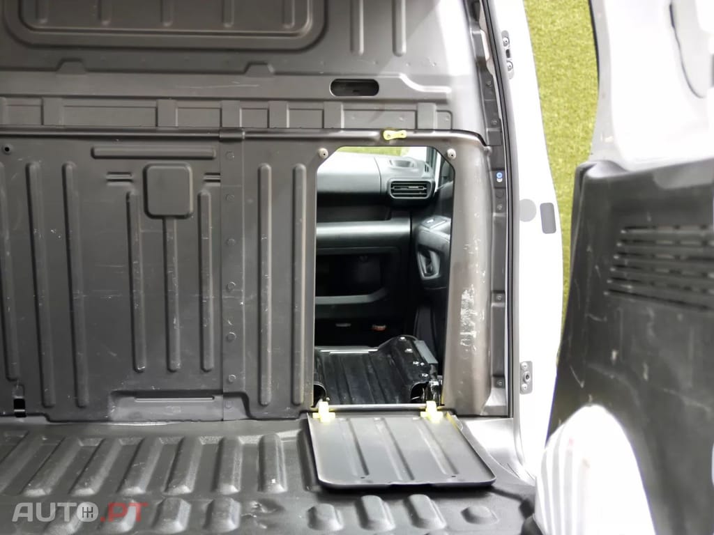 Toyota Proace City Proace City 1.5D L1 Comfort IVA DEDUTÍVEL
