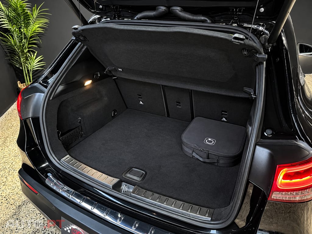 Mercedes-Benz EQA 300 4Matic AMG Line