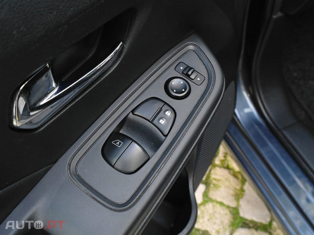 Nissan Micra 1.0 IG-T N-Design Black P.Navi