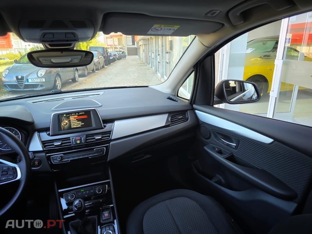 BMW 216 d
