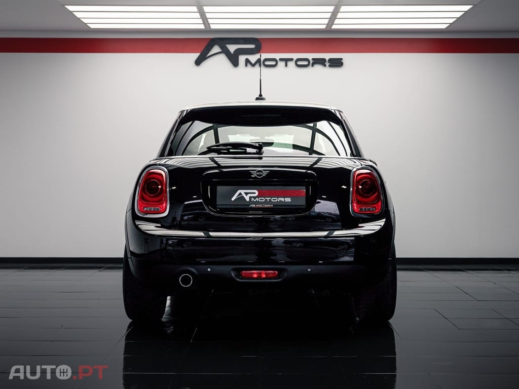 MINI Cooper Cooper D