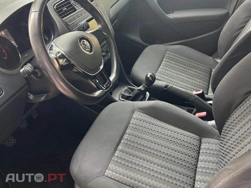 Volkswagen Polo 1.0 Confortline