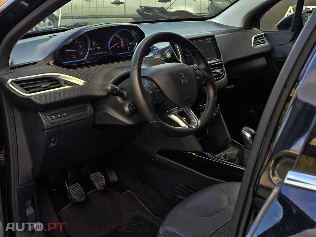 Peugeot 2008 1.6 BlueHDi Allure