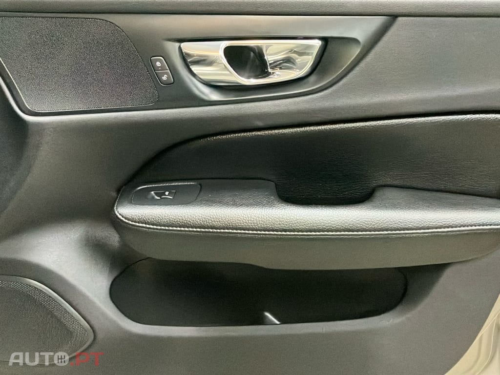 Volvo V60 2.0 D3 Momentum Plus Geartronic
