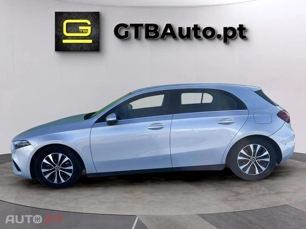 Mercedes-Benz A 200 ADVANCED I.V.A DEDUTÍVEL 