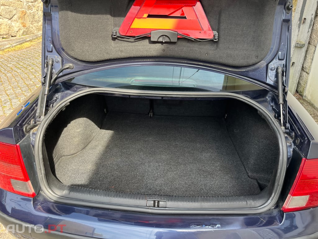 Volkswagen Passat 1.9 TDi