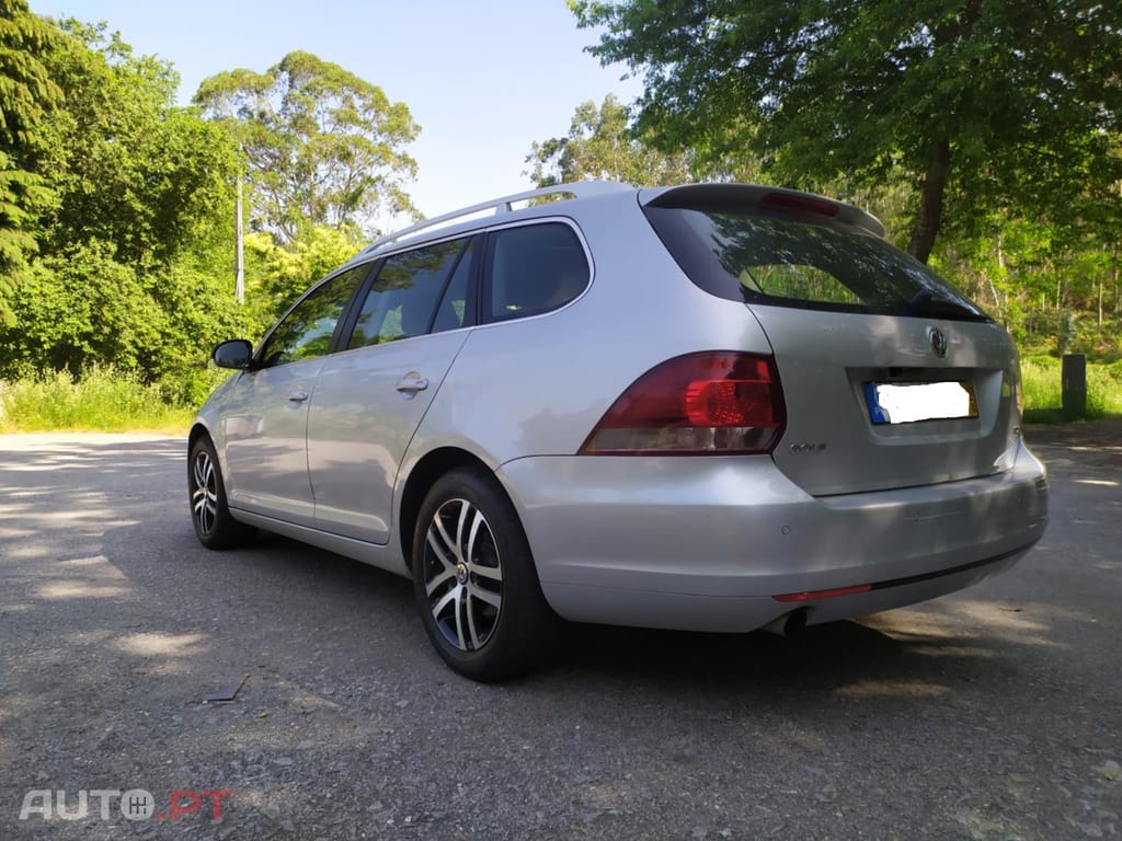 Volkswagen Golf Variant 1.6 TDI BUEMOTION