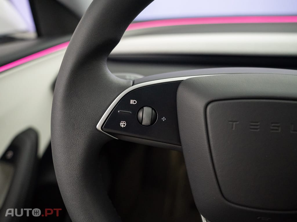 Tesla Model 3 Tração Traseira Premium