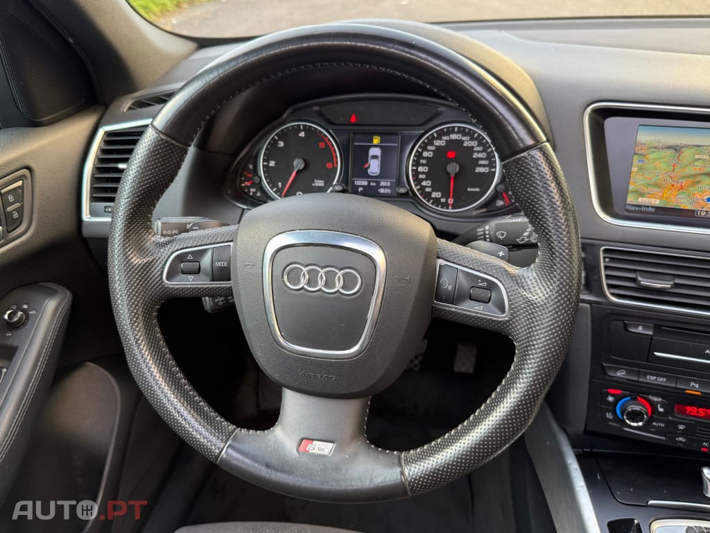 Audi Q5 3.0 TDi quattro S-line S-tronic
