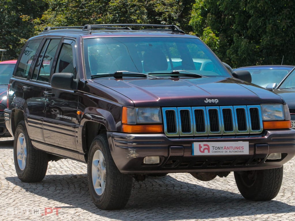 Jeep Grand Cherokee 2.5 TD Official