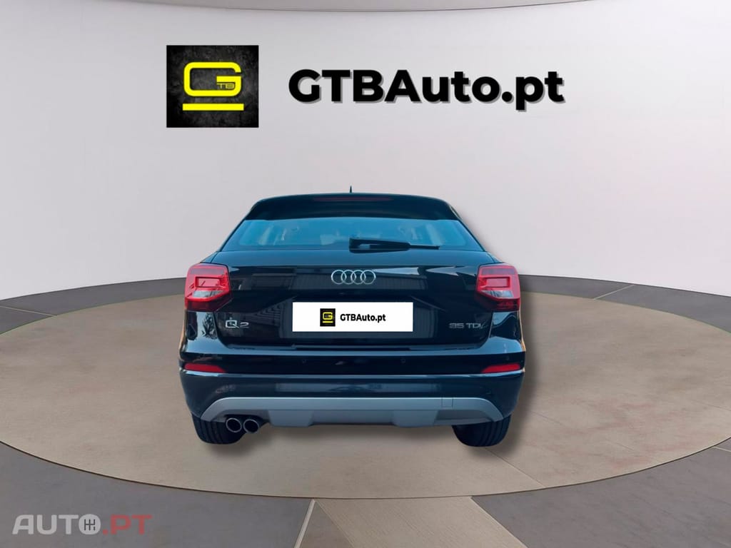 Audi Q2 I.V.A DEDUTÍVEL 35 TDI Sport
