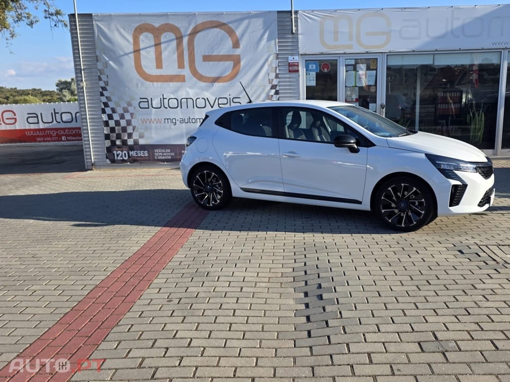 Renault Clio 1.6 E-Tech Full Hybrid Esprit Alpine