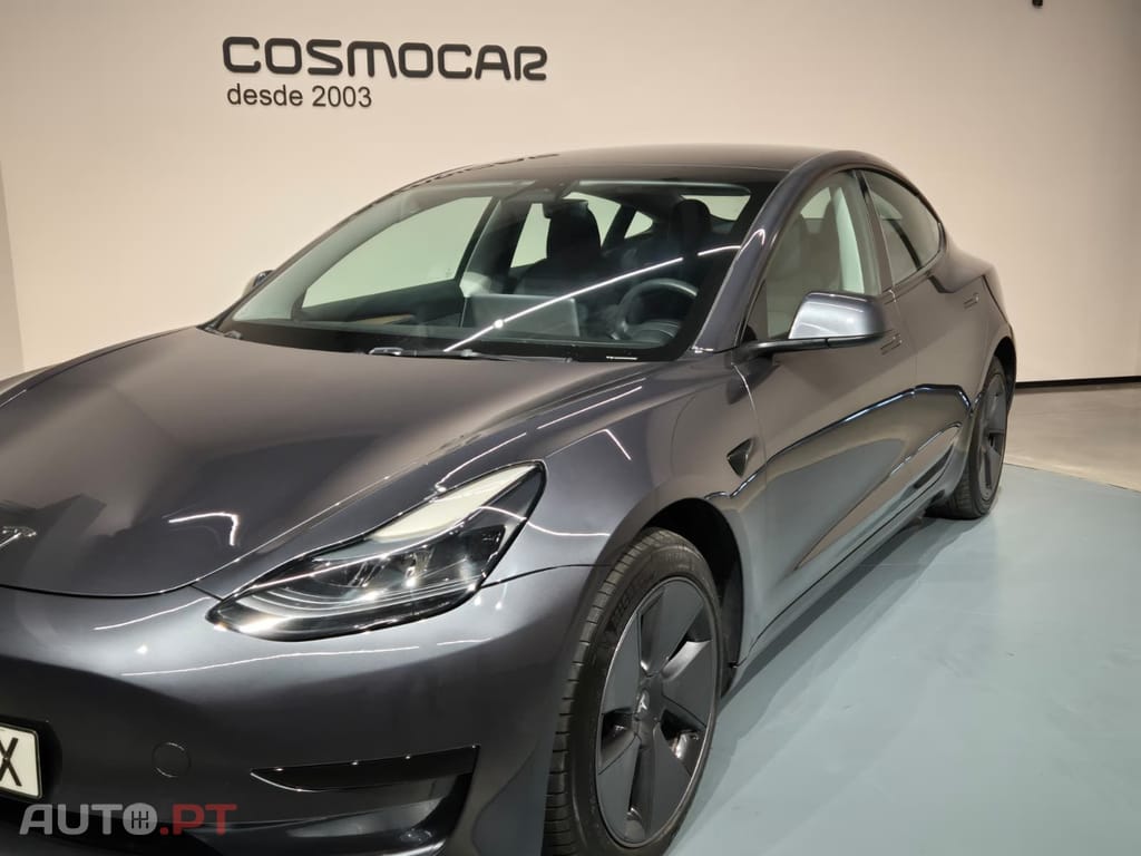 Tesla Model 3 BEV RWD — fotografia 33