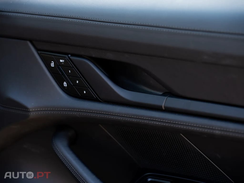 Porsche Taycan Turbo