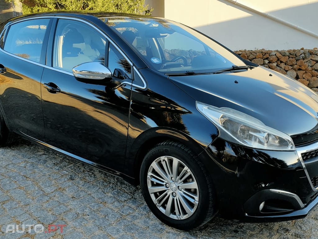 Peugeot 208 1.6 Blue HDi