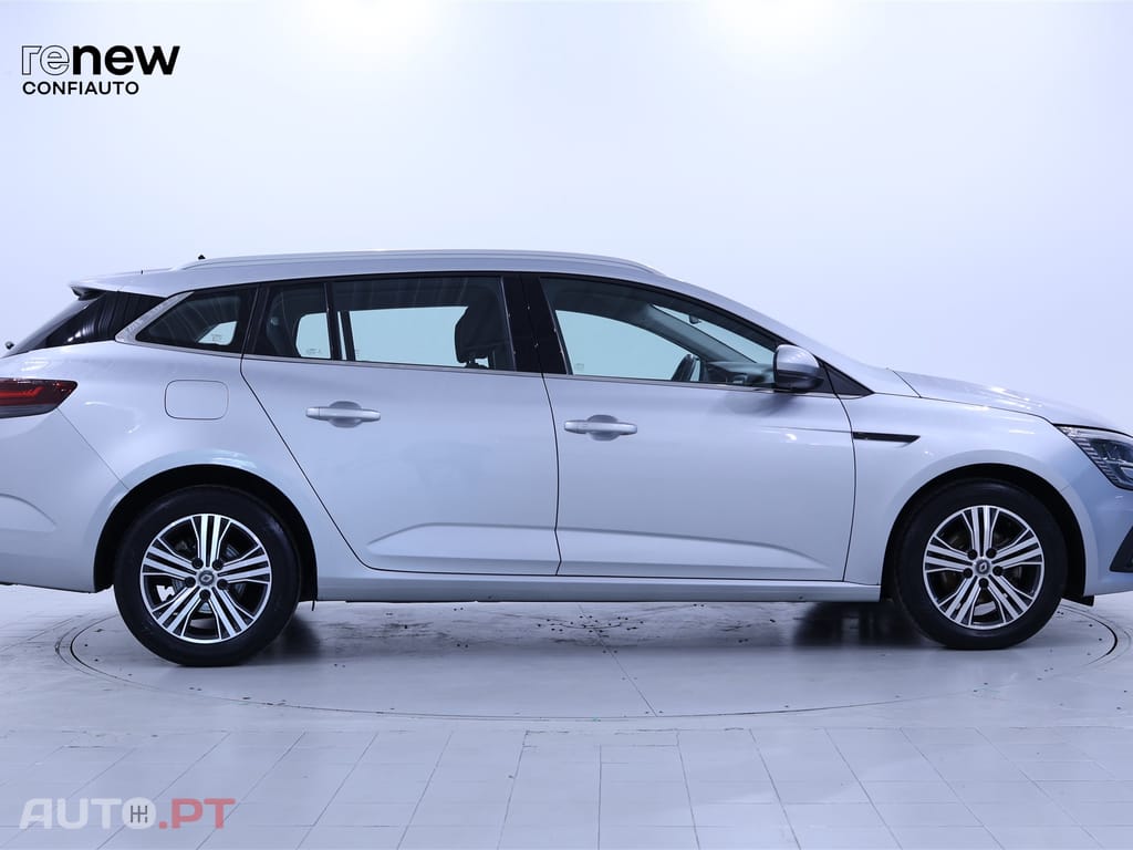 Renault 11 MEGANE 4 ST EQUILIBRE BLUE DCI 5