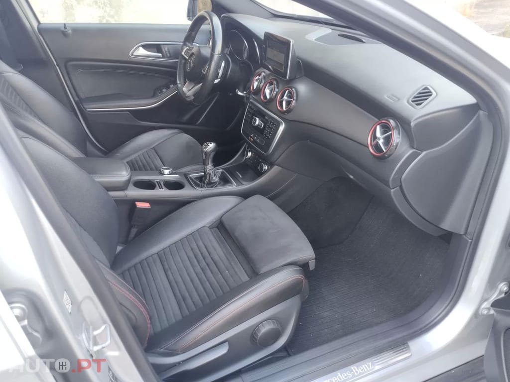 Mercedes-Benz GLA 180 CDI AMG Line