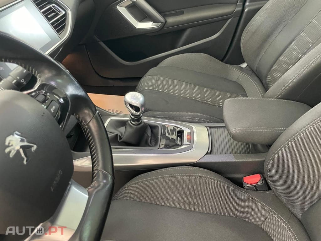 Peugeot 308 SW 1.6 BlueHDi Allure