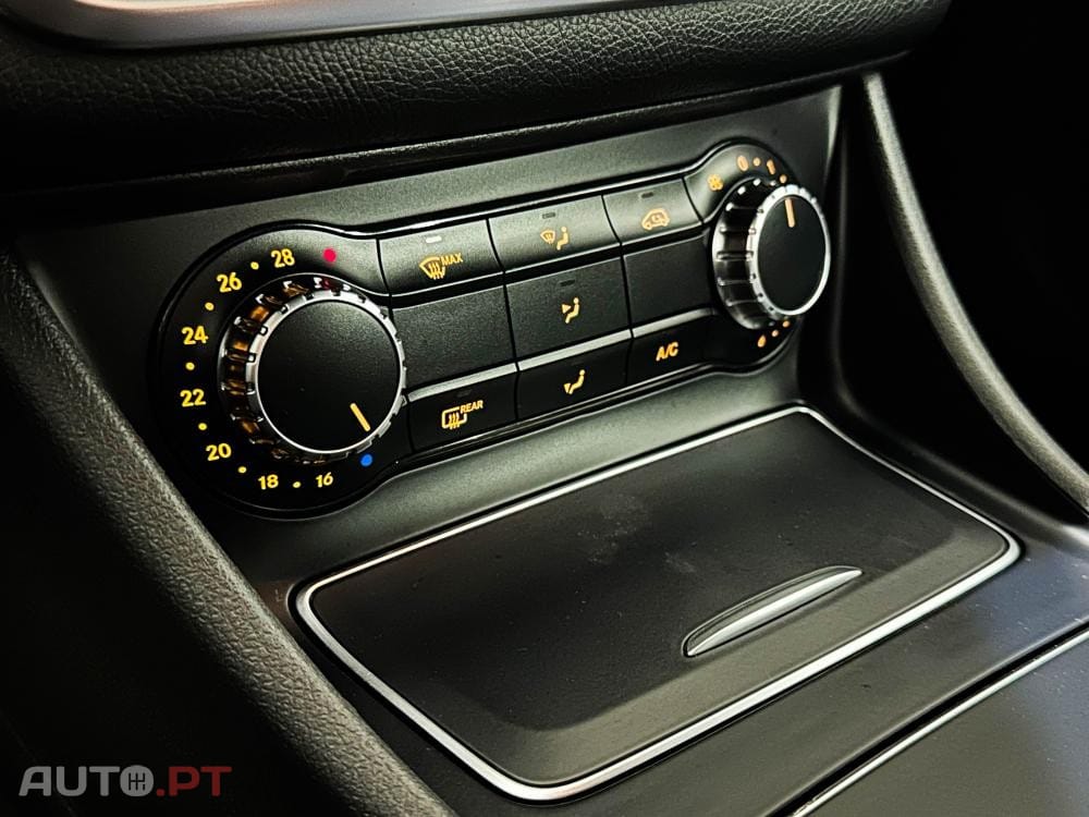 Mercedes-Benz CLA 200 d 4Matic 7G-DCT UrbanStyle Edition