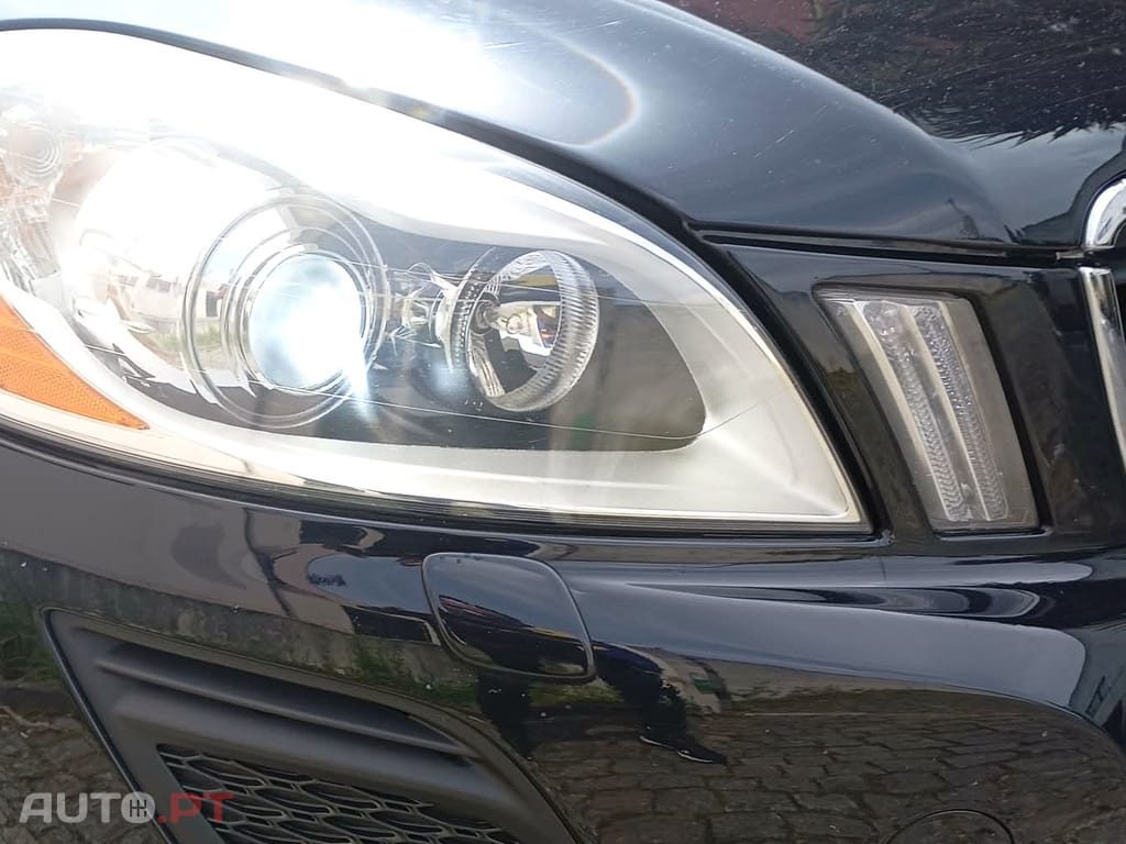 Volvo XC60 2.0 D3 Drive Summum 7 Lugares Nac