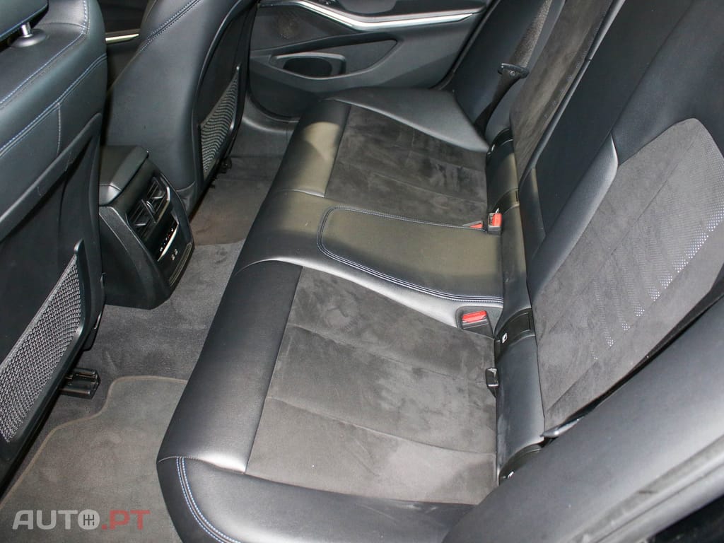 BMW 318 d Pack M Auto