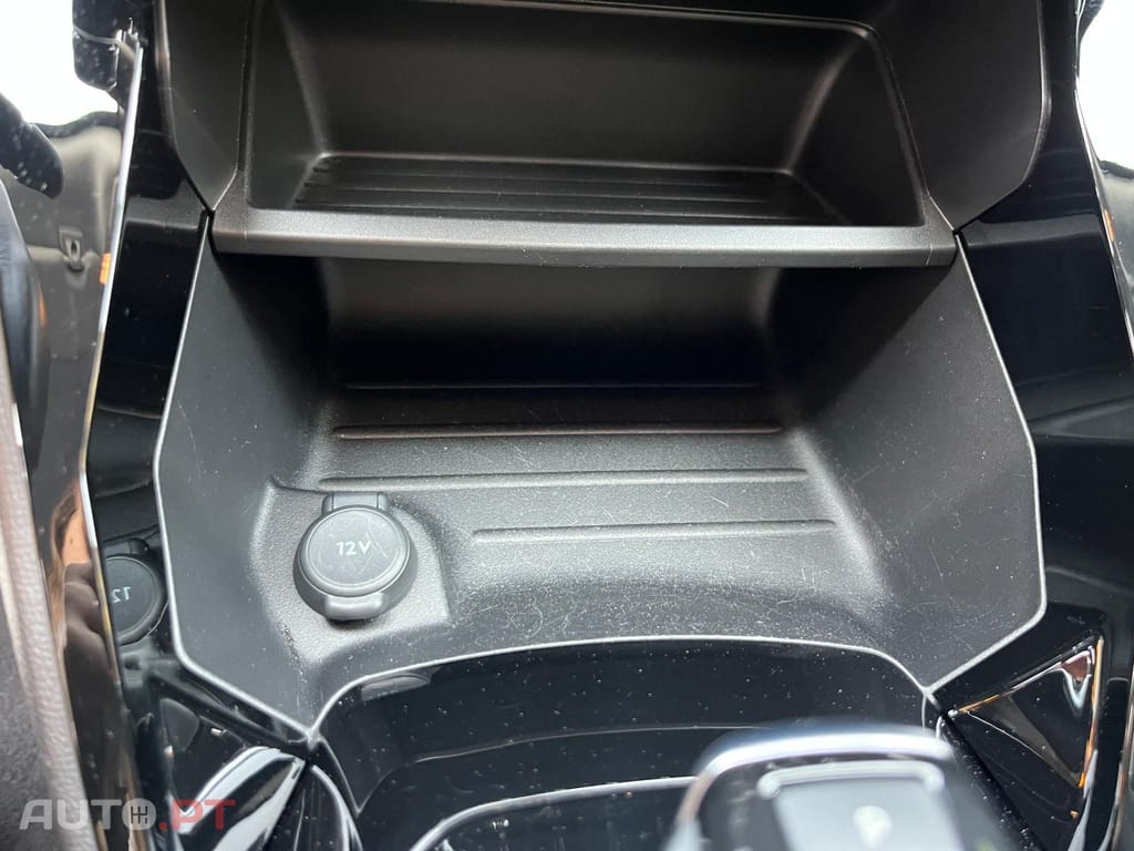 Peugeot 2008 1.2 Active Business