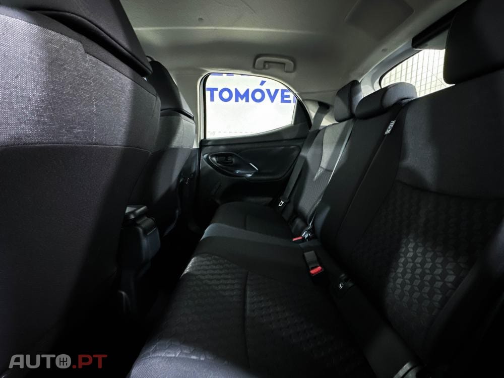 Toyota Yaris Hybrid Dynamic Edition
