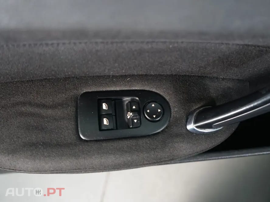 Peugeot 407 Coupé 2.0 HDi