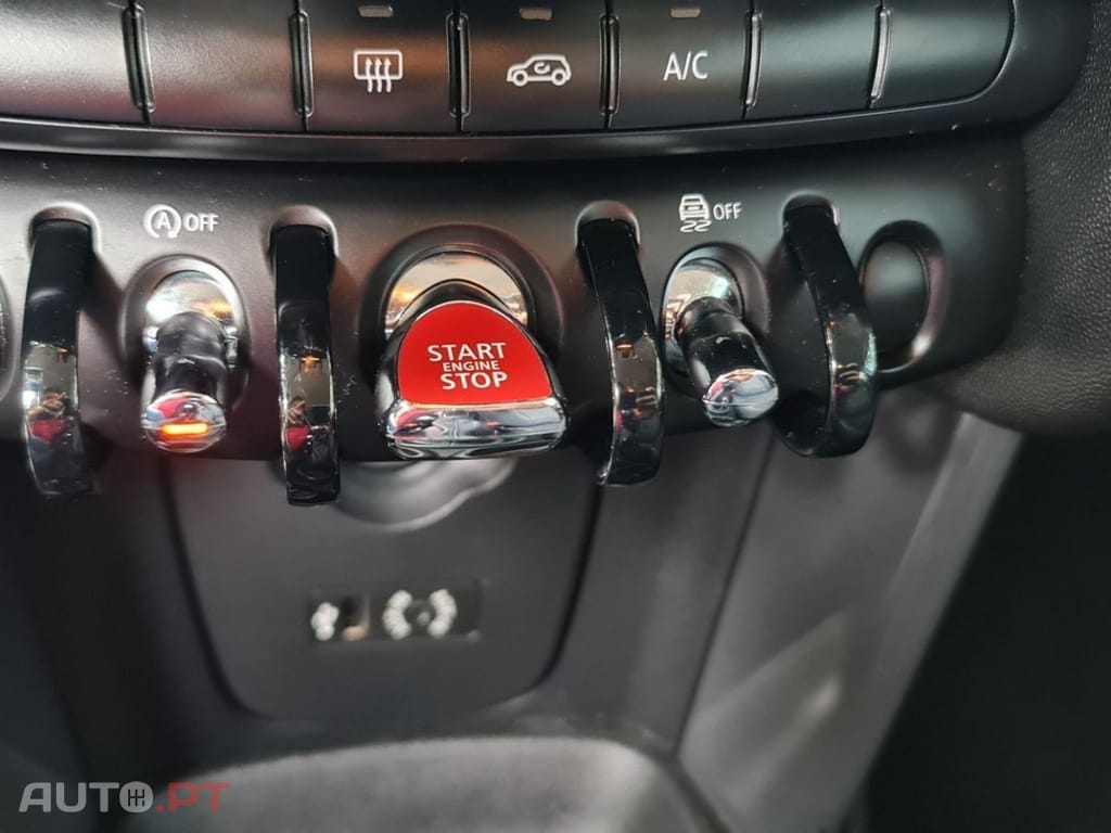 MINI Cooper One D