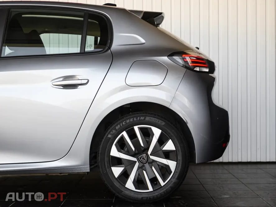 Peugeot 208 1.2 PureTech Active Pack