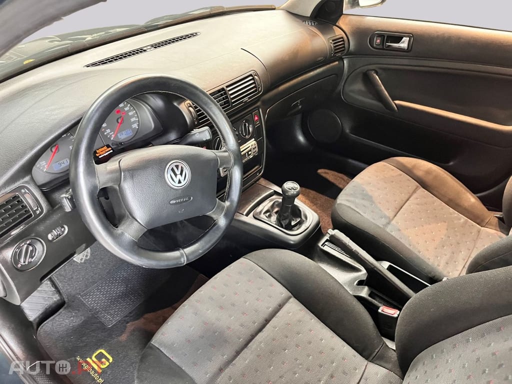 Volkswagen Passat Variant 1.9 TDI 115CV