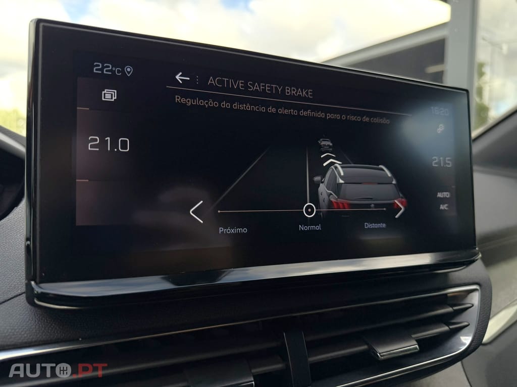 Peugeot 3008 1.5 BlueHDi GT EAT8