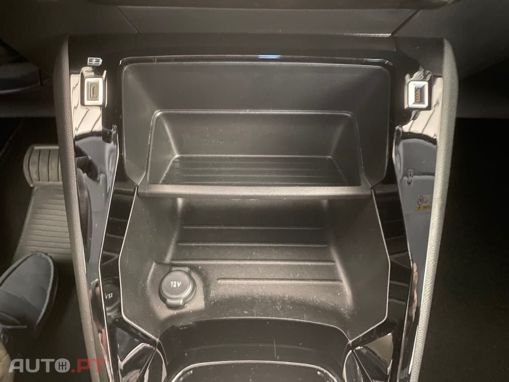Peugeot E-208 50 kWh Active Pack