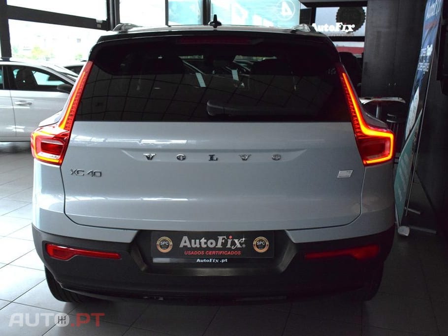 Volvo XC40 1.5 T5 PHEV R-Design Expression