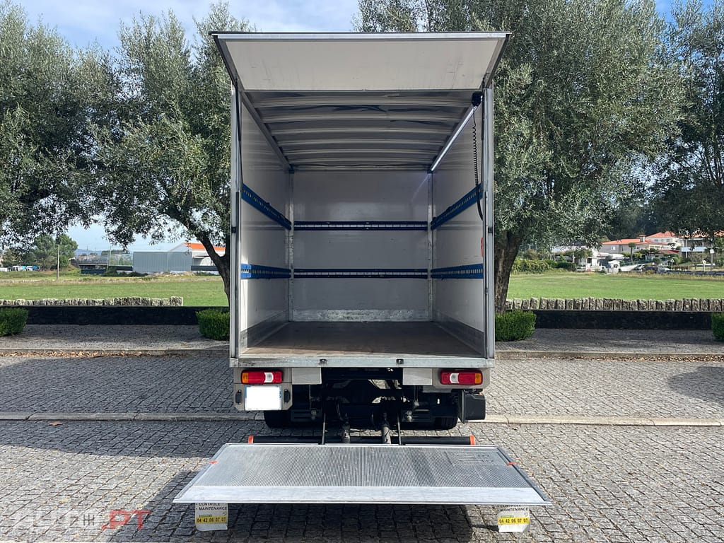 Iveco Daily 3.0D 35C16 Contentor + Plataforma Elevatória