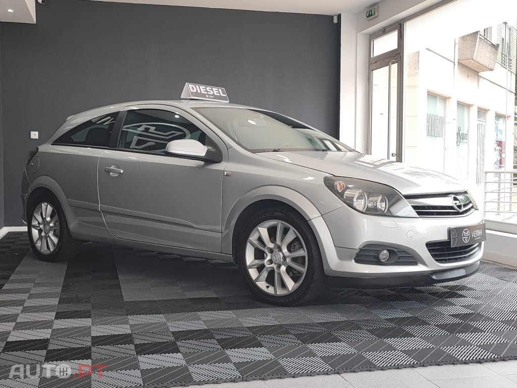 Opel Astra GTC 1.7cdti