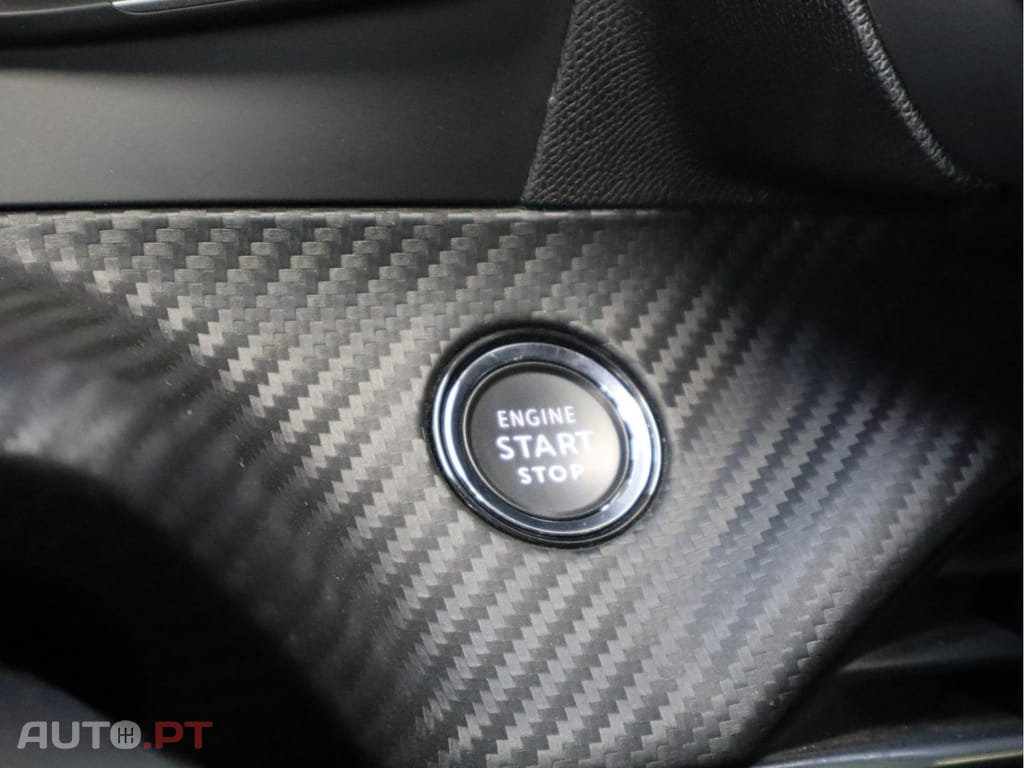 Peugeot 208 Active Versão Eléctrica