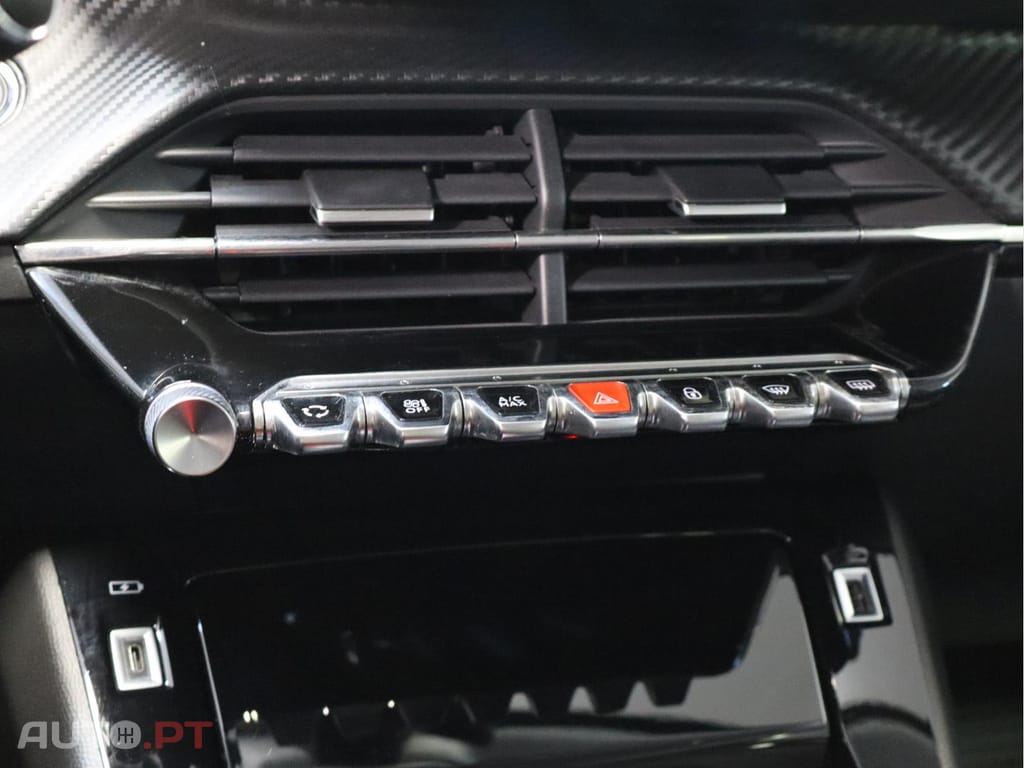 Peugeot 208 Allure Versão Eléctrica