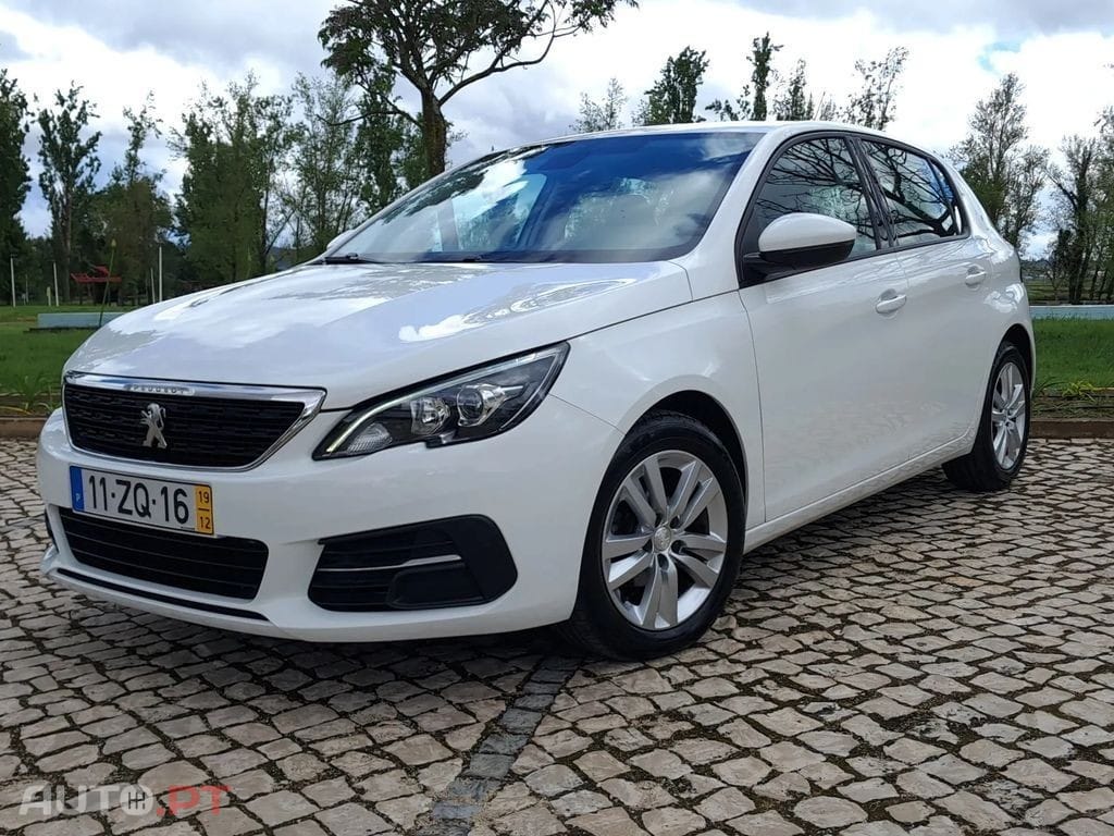 Peugeot 308 1.5 BlueHDi Business Line