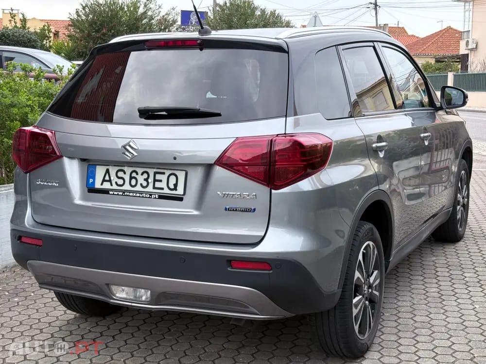 Suzuki Vitara 1.5L AGS GLX Strong Hybrid
