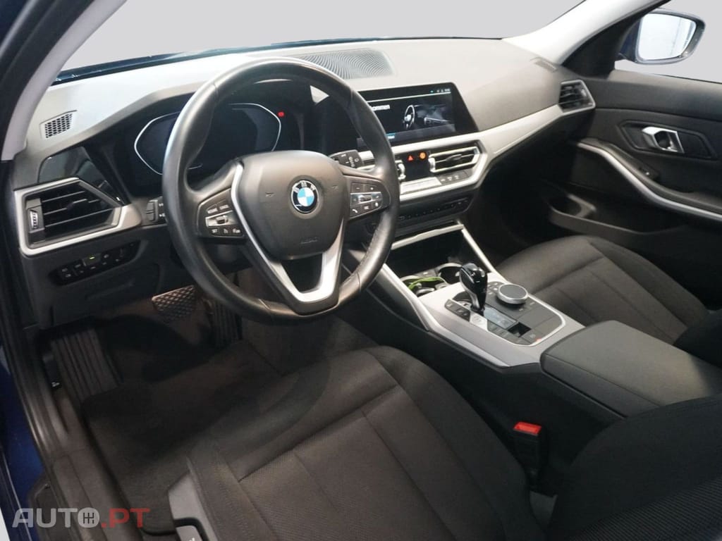 BMW 330 I.V.A DEDUTIVEL Business