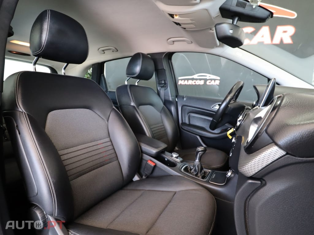 Mercedes-Benz B 180 CDi Urban — fotografia 10